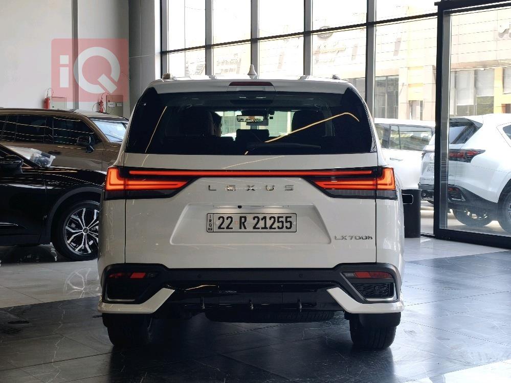 Lexus LX